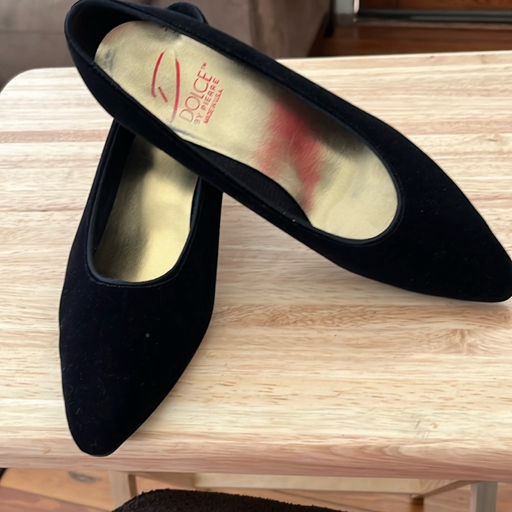 Nice! Sexy black suede low heels…excellent Condition!